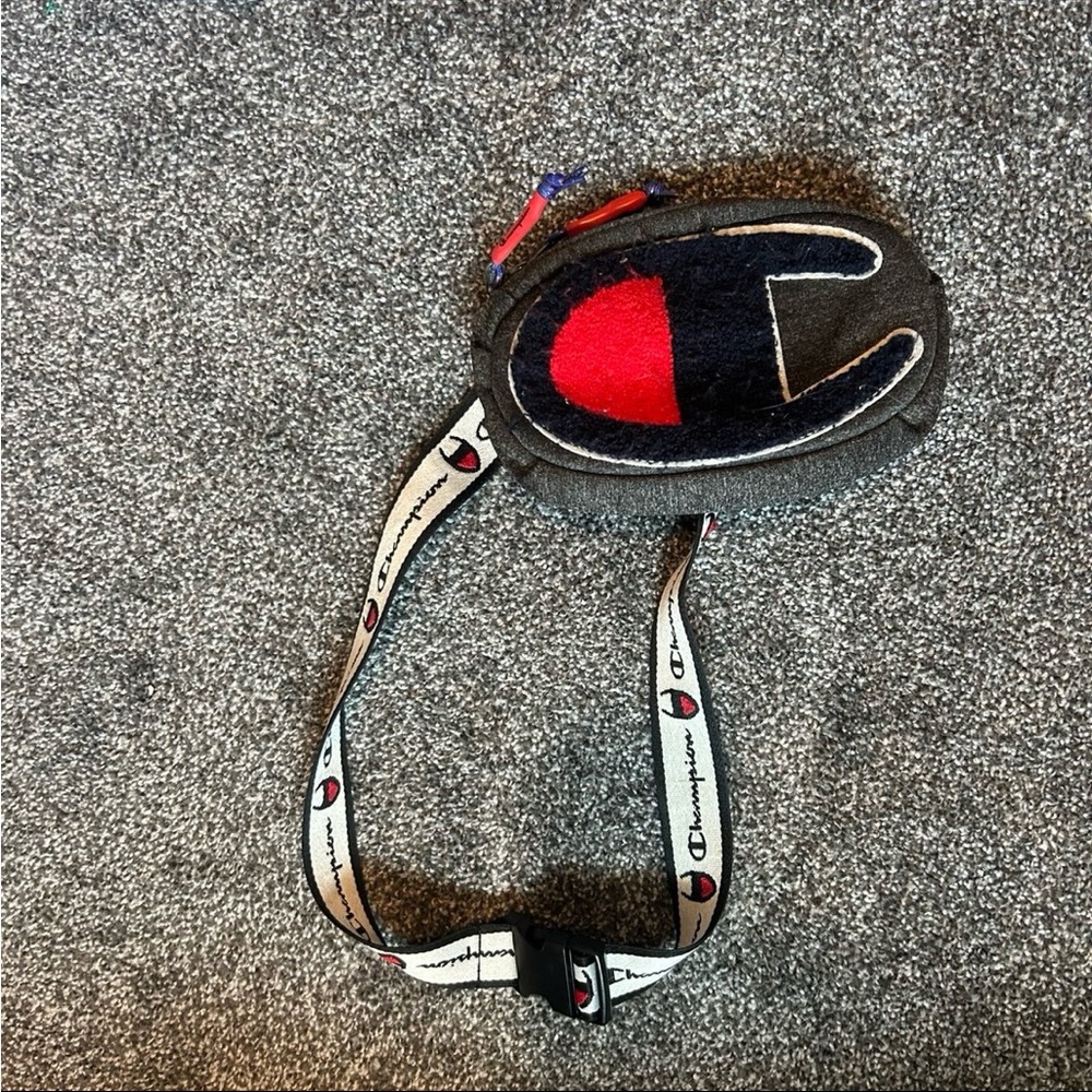 Champion Logo Crossbody Pouch